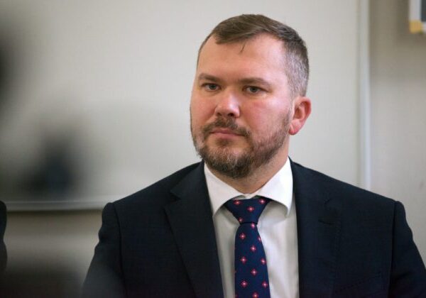 Návrh SNS na zníženie trestov za extrémizmus je podľa KDH neuváženým zásahom do trestného práva