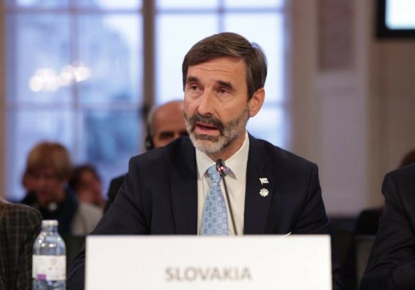 Blanár odsúdil ruské útoky na energetické ciele, vyjadril podporu ukrajinským civilistom