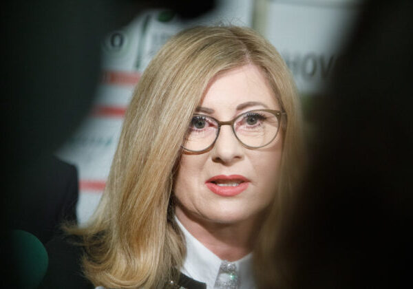 Polícia obvinila exministerku pôdohospodárstva Matečnú, Takáč hovorí o možnom prekrytí kauzy Šubová