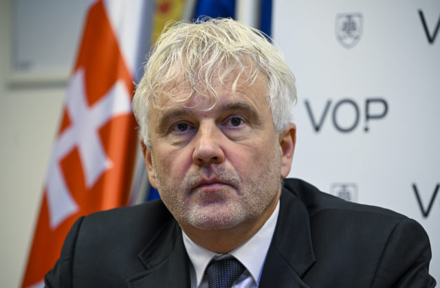 Deti doplácajú na rodičovské konflikty, ombudsman Mikloško upozornil na nárast podnetov