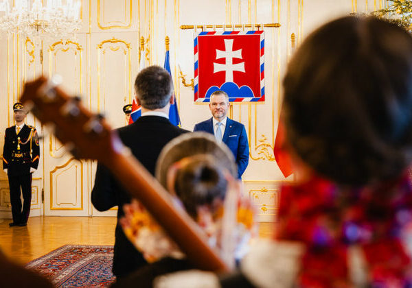 Pellegrini prijal koledníkov Dobrej noviny, vyzdvihol vyzbieranie najrekordnejšej sumy v histórii – VIDEO, FOTO