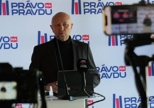 Strana Zoroslava Kollára vstupuje do politiky s jasným mottom: „Slovensko na prvom mieste“ – VIDEO, FOTO