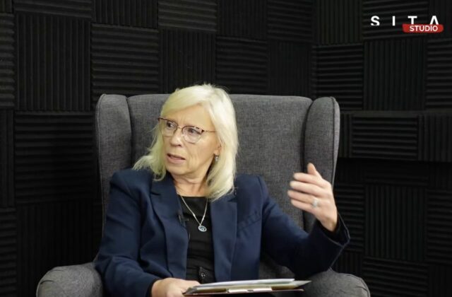 Predstavitelia vlády spochybňujú rozhodnutia súdov alebo ich dokonca aj prekrúcajú, hovorí expremiérka Radičová – VIDEO