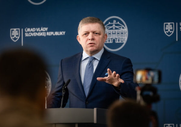 Fico v liste von der Leyenovej kritizuje rozhodnutia Únie, poukazuje na alarmujúcu situáciu v priemysle – FOTO