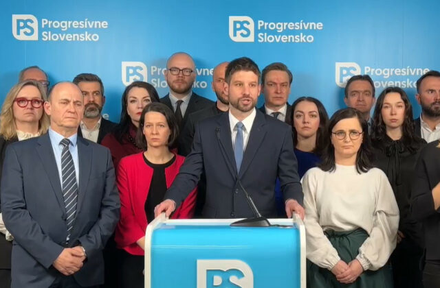 Ficova vláda nakazila Slovensko vírusom, progresívci predstavili&hellip;