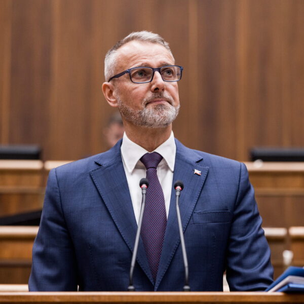 Raši: Hlas sa chopí iniciatívy, aby občania dostali možnosť v referende rozhodnúť o skrátení volebného obdobia