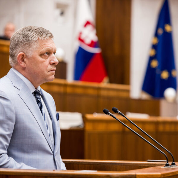 Prieskum predostrel prekvapivé posuny. Progresívne Slovensko na druhom mieste a Smer-SD na stupni víťazov. Dokázal by však zostaviť vládu?