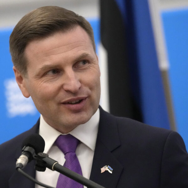 Estónsko chce zákaz vstupu pre bývalých ruských vojakov do EÚ, návrh vyvoláva spory