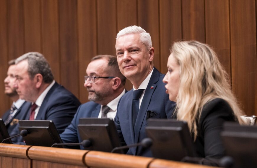 Poslanec Ján Ferenčák nevstúpi do žiadnej strany, kým sa nevysvetlí dianie okolo neho