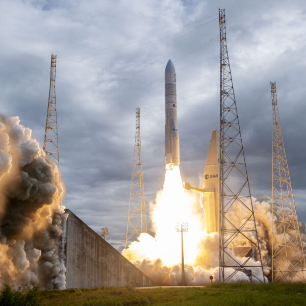 Raketa Ariane 6 vyniesla satelity pre projekt Amazonu, konkurenciu Starlinku