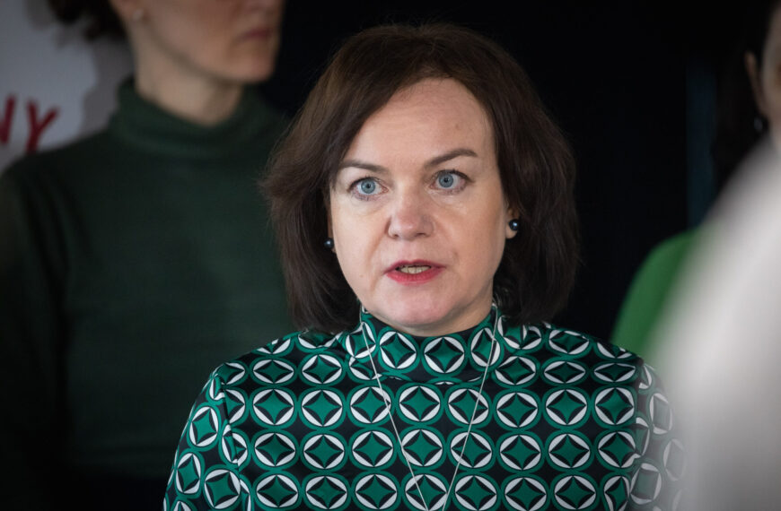 Vracajú sa 90. roky? Riaditeľke Nadácie Zastavme korupciu zdemolovali služobné auto – FOTO