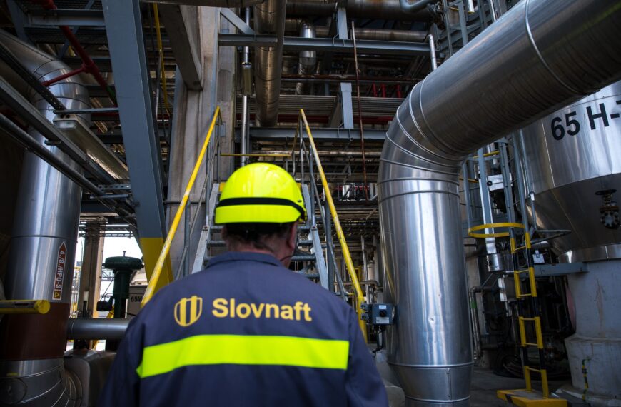 Miestne zastupiteľstvo vo Vajnoroch nesúhlasí s tým, aby Slovnaft vybudoval veľkokapacitnú spaľovňu