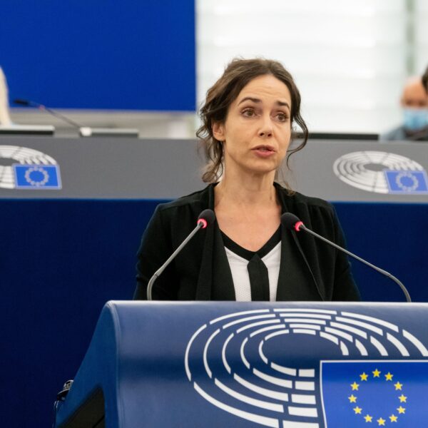 Rozhodne Európsky parlament o zmrazení eurofondov pre Slovensko? Lexmann bude hlasovať proti