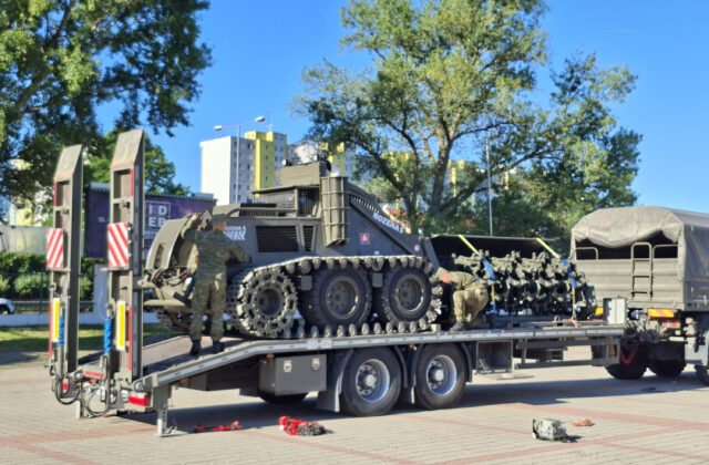 Na veľtrhu IDEB bol predstavený tank CV90120, môže&hellip;