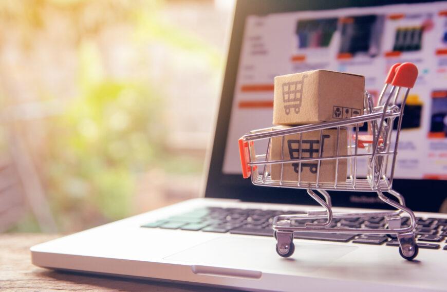 Slováci si v online bezpečnosti veria, no realita je iná: Každý ôsmy už naletel falošnému e-shopu