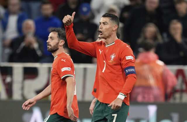 Cristiano Ronaldo mieri v službách Portugalska na rekordný šiesty svetový šampionát