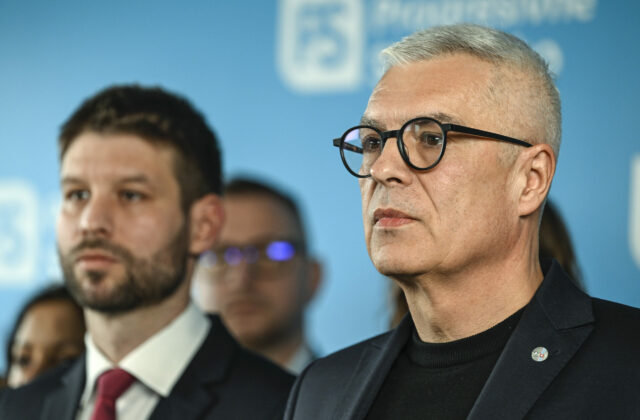 Kauza Šimečkovej matky nesúvisí s Michalom Šimečkom, podľa Korčoka ide o vyfabrikovaný prípad
