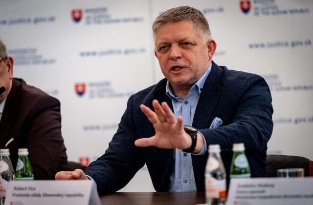 Fico, Gašpar aj Takáč sa vzdali účasti&hellip;