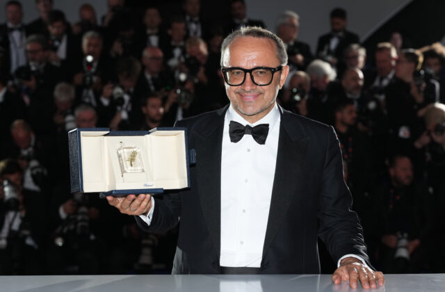 Ruský režisér Zviagincev v Cannes vyzval Putina, aby zastavil „krviprelievanie“ na Ukrajine