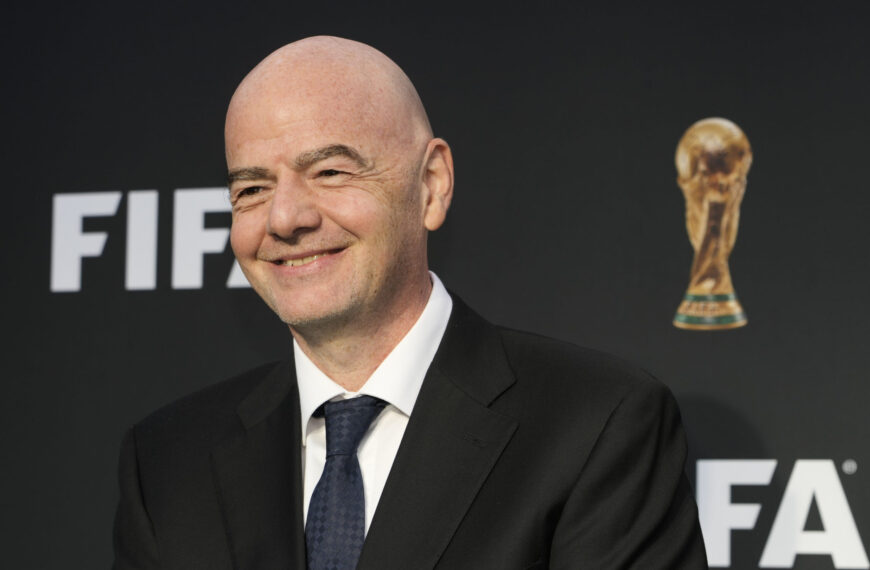 Infantinove šance na znovuzvolenie za prezidenta FIFA stúpli, získal podporu africkej aj ázijskej konfederácie