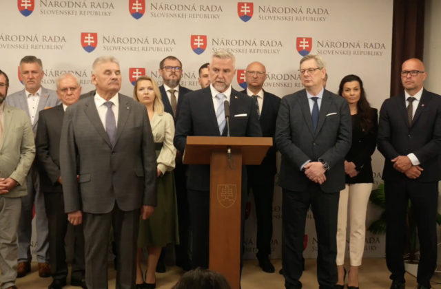 Schôdza NR SR odštartuje s 189 bodmi, Tibor Gašpar predstavil prísnejšie pravidlá v parlamente – VIDEO