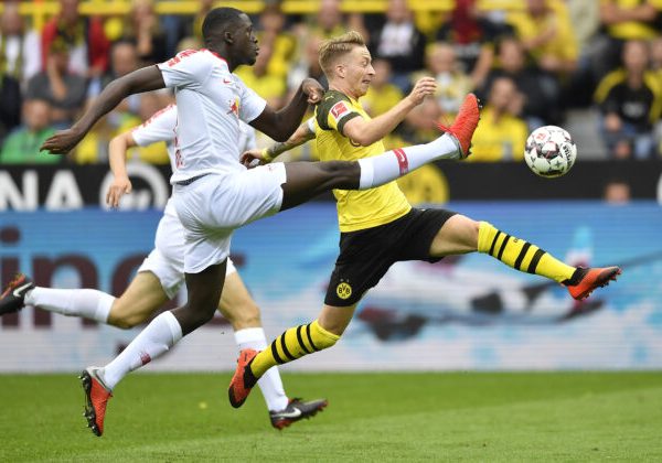 Francúz Konaté po piatich rokoch opúšťa FC Liverpool ako voľný hráč – VIDEO