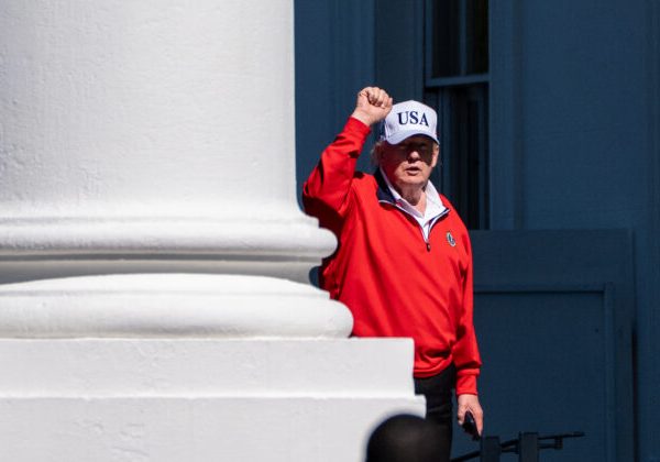 Trump dúfa vo večné prímerie medzi Izraelom a Hizballáhom. Americko-iránske rokovania podľa neho rýchlo napredujú