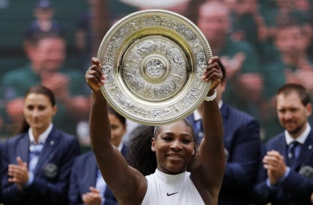 Návrat po štyroch rokoch. Serena Williamsová spoznala svoju hrateľnú súperku na Wimbledone – FOTO