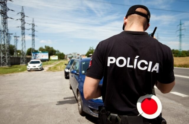 Novela zákona ministerstva vnútra zvyšuje pokuty, sankciou môžu byť po novom aj obecné práce