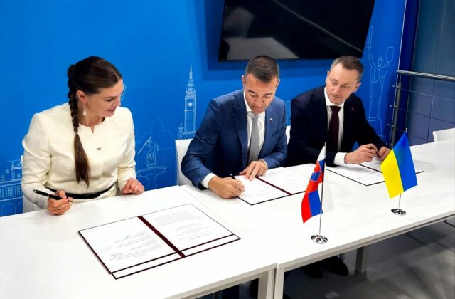 Slovensko uzavrelo investičné partnerstvo s Ukrajinou, Drucker plánuje zapojiť slovenské firmy – FOTO