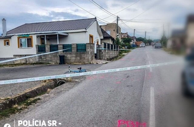 Zrážka cyklistky a chodkyne v Rankovciach. Vážne zranenia si vyžiadali letecký prevoz