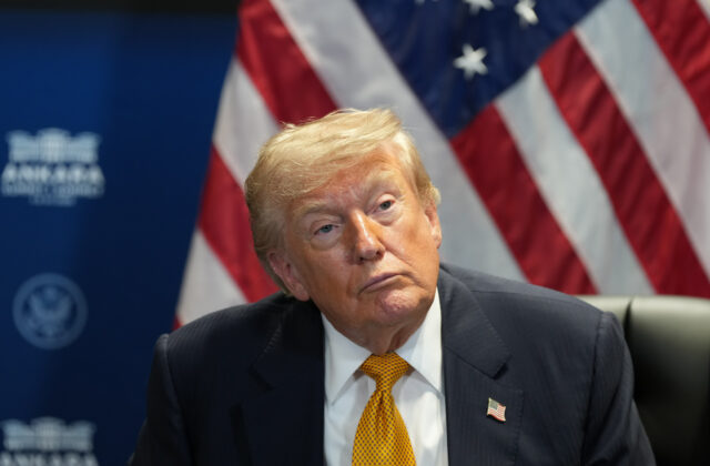 Trump si nie je istý, či USA povolia Ukrajine výrobu rakiet Patriot. Tvrdí, že ide o „výnimočnú zbraň“