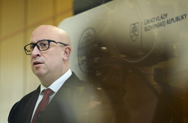 Rážove listy Bratislavčanom môžu podľa hnutia Slovensko porušovať zákon o volebnej kampani