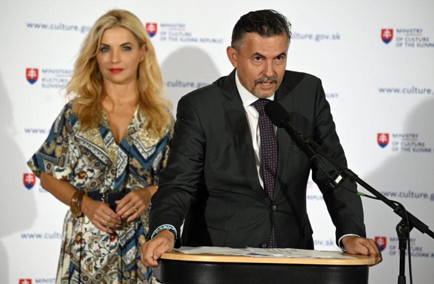 Platforma Otvorená Kultúra! žiada odvolanie Machalu aj Šimkovičovej, ak sa potvrdí pravosť nahrávky z FPU