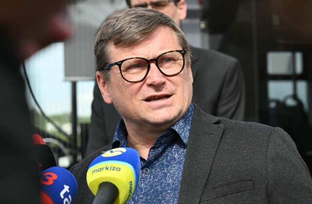 Primátor Prešova odmieta tvrdenia, že mesto uprednostnilo pri predaji Tatrana drahší kapitál pred financovaním z kraja