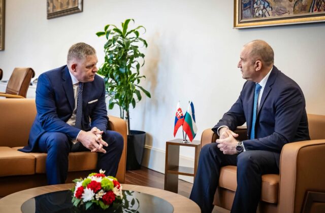 Fico rokoval s bulharským premiérom. Témou bol európsky rozpočet aj vojna na Ukrajine – FOTO, VIDEO