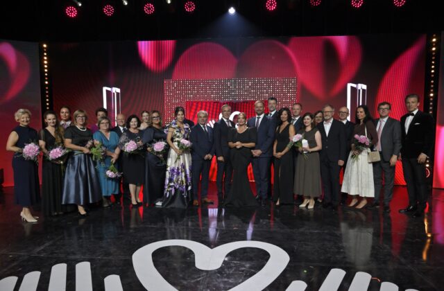 Výnimoční ľudia, silné príbehy a standing ovation. Národná cena starostlivosti Dobré srdce ocenila hrdinov sociálnych služieb