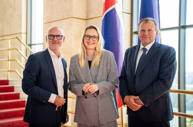 Vladimíra Marcinková a Vladimír Ledecký vstupujú do SaS. Podieľať sa budú na Reštarte Slovenska – FOTO