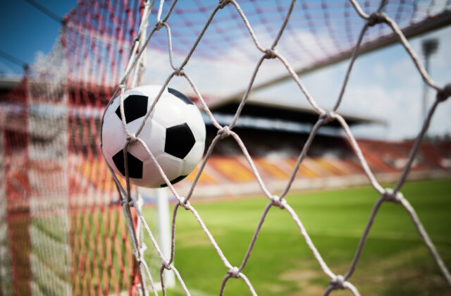 Husársky kúsok od brankára. Syn legendy premenil dve penalty a stal sa hrdinom – VIDEO