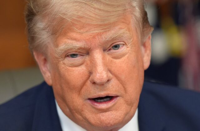 Trumpovmu synovi zaplatil posvadobné oslavy ruský podnikateľ ocenený Putinom. Dar mal hodnotu státisícov dolárov