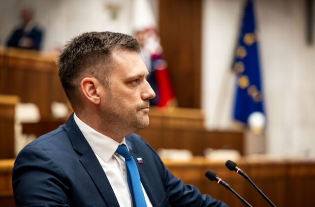 Prezident Pellegrini odvolal Tarabu z funkcie. Kto bude nový minister? – VIDEO, FOTO