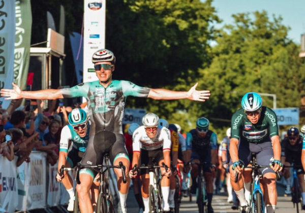 „Nemôžem tomu uveriť.“ Fetter strávil 172 km v úniku a šokoval pelotón, Magnier prišiel neskoro