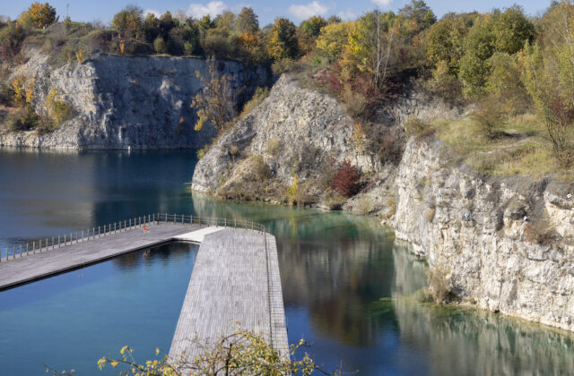Zatopené bane v Európe sa menia na raj na kúpanie: Týchto 6 stojí za návštevu – FOTO