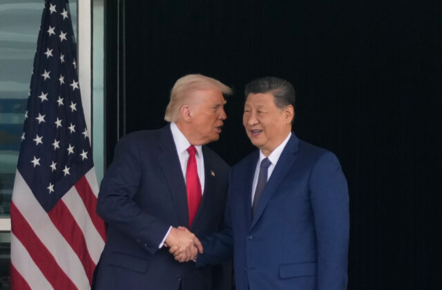 Si Ťin-pching navrhol vytvorenie „zóny otvorenej umelej inteligencie“ pre krajiny BRICS