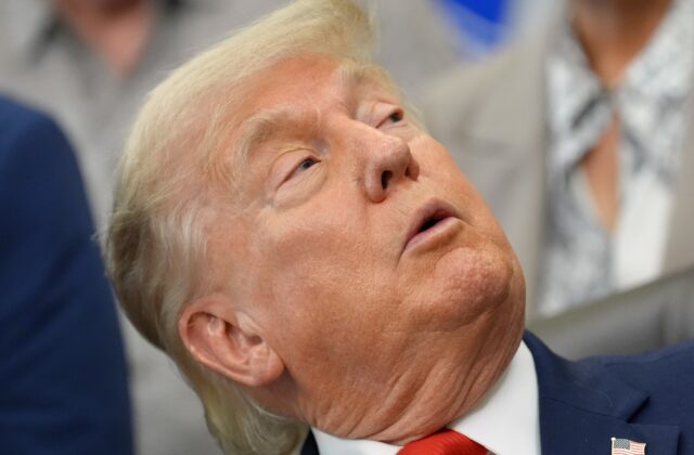 Trump pripravuje „masívny“ obchod s Lukašenkovým režimom. Hnojivo chce kupovať lacnejšie než z Kanady