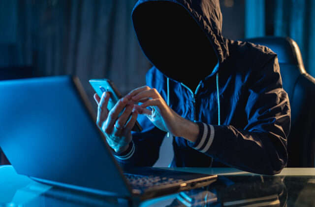 Pozor na podvodný web ministerstva práce, sľubuje jednorazový príspevok a kradne heslá do banky