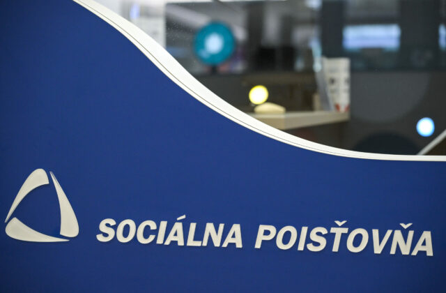 Členov volebných komisií netreba prihlasovať do Sociálnej poisťovne, ich odmena nepodlieha sociálnemu poisteniu
