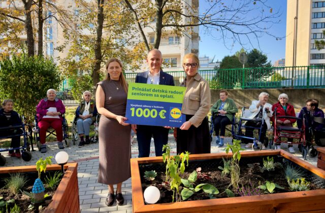 Október sa v Lidli nesie v znamení podpory seniorov