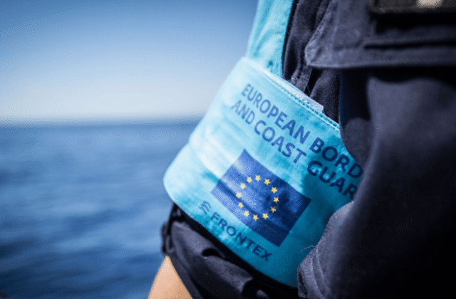 Stane sa z európskeho Frontexu americký ICE? Brusel chce dať pohraničnej agentúre viac právomocí vrátane deportácií