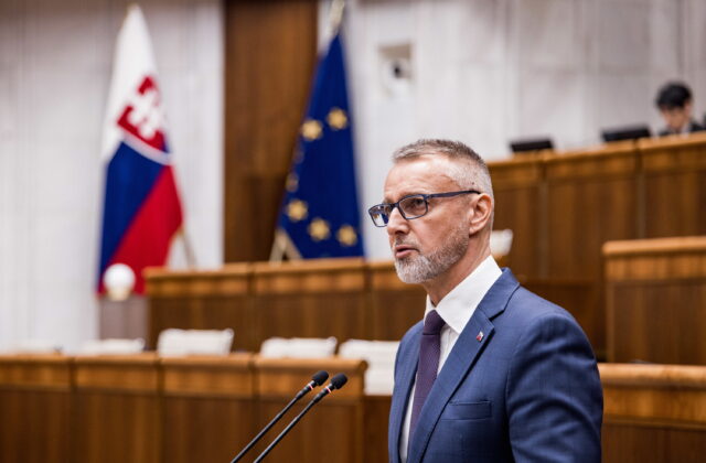 Tragédia v Staškove nesmie byť témou politických bojov, Raši vyzýva na rešpekt k obetiam